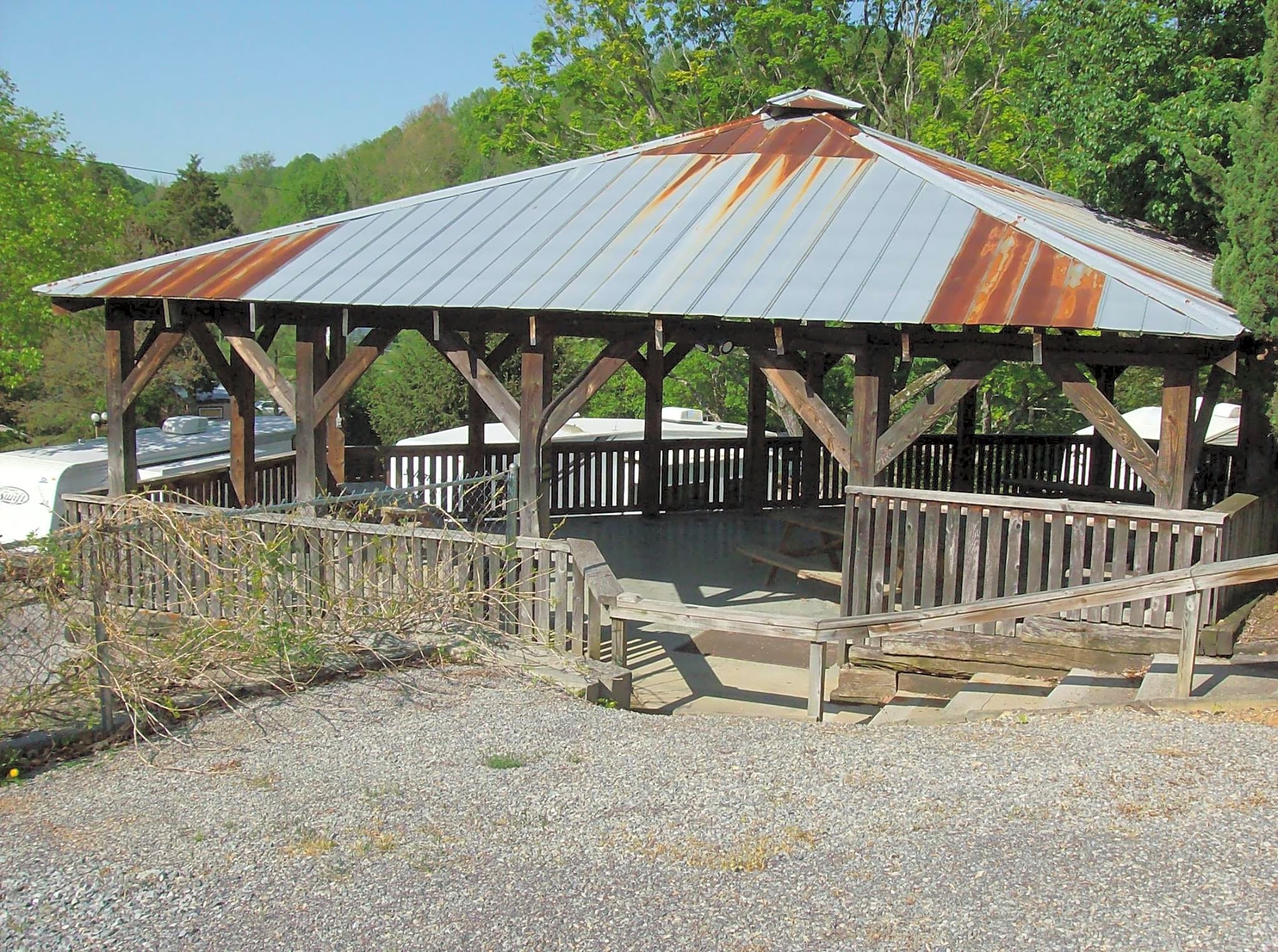 Rocky Top Campground & RV Park