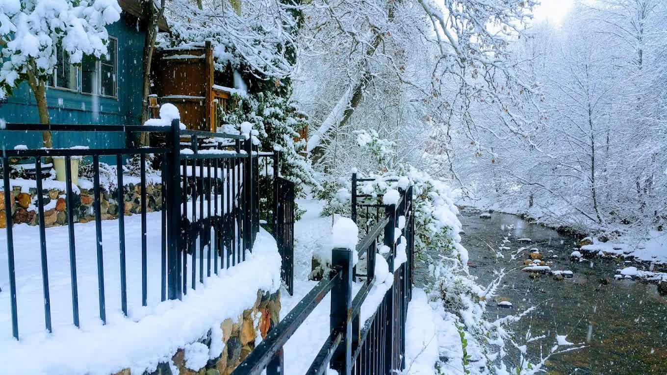 Oak Creek Mobilodge
