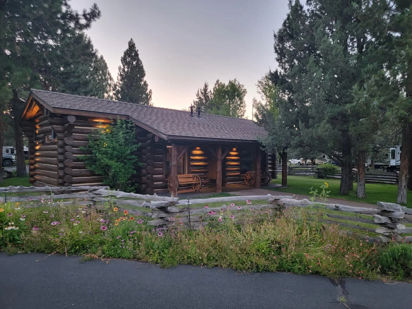 Bend Sisters Garden RV Resort