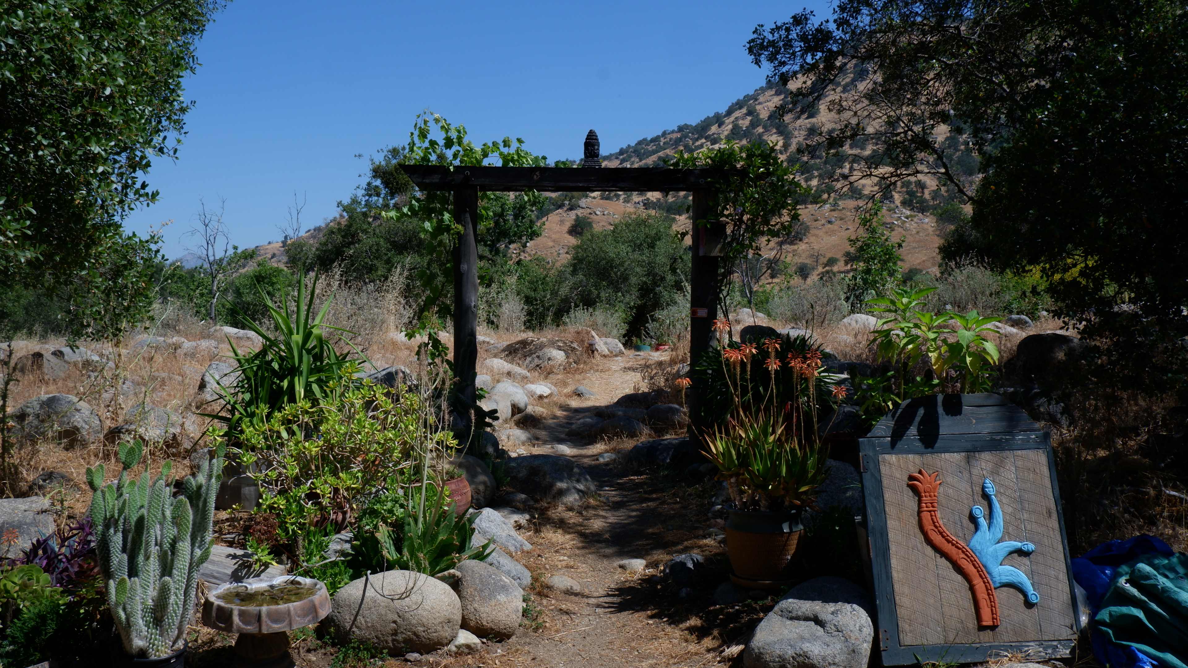 Private Sanctuary on the Tule River
