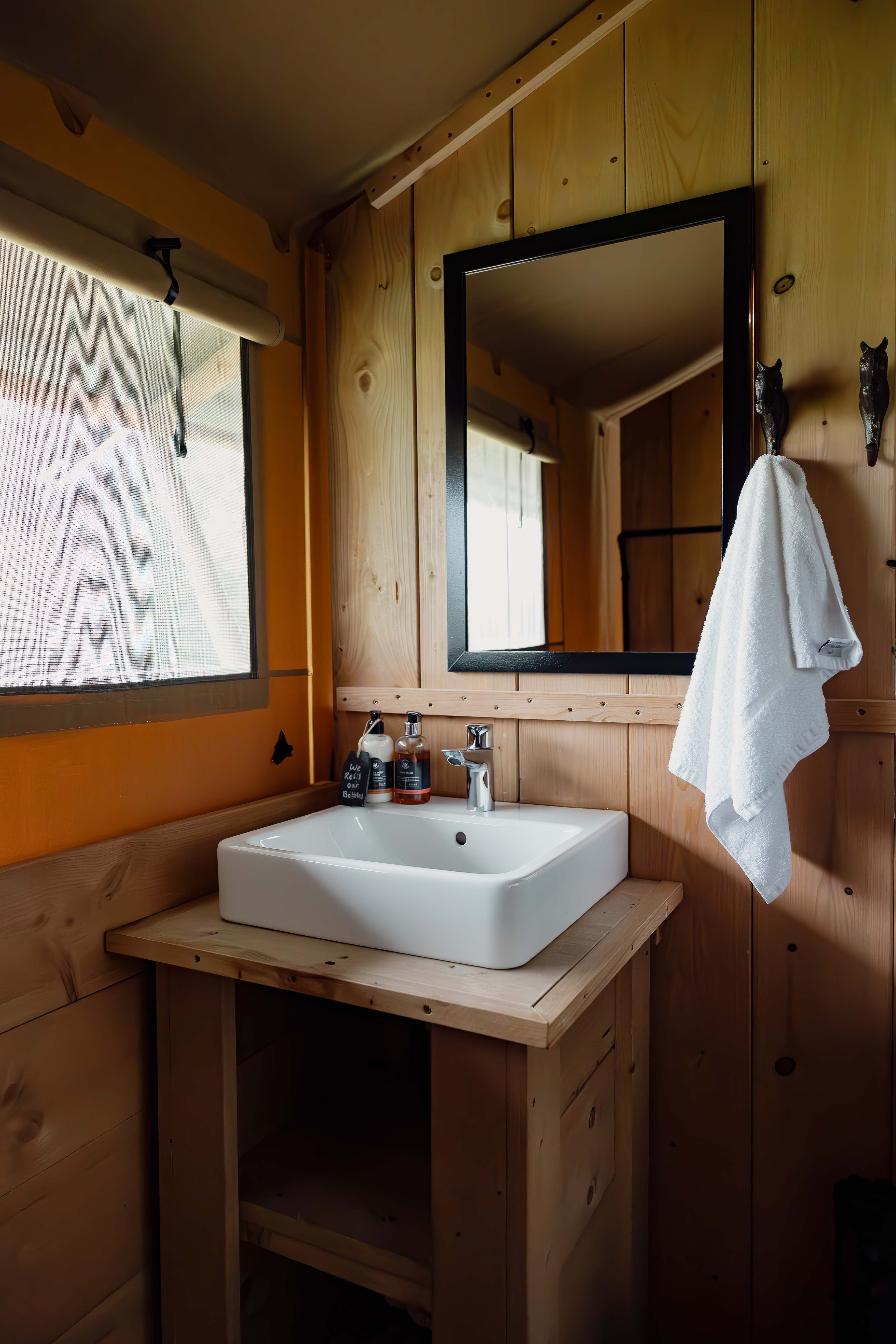 Brecon Beacons Luxury Safari Lodge
