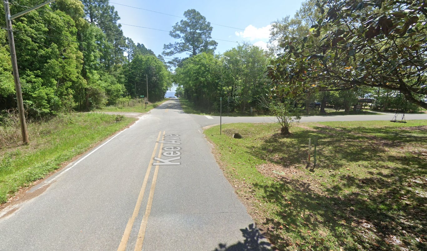 This is the view at the end of the RV Park looking towards the neighborhood Public Beach Acce