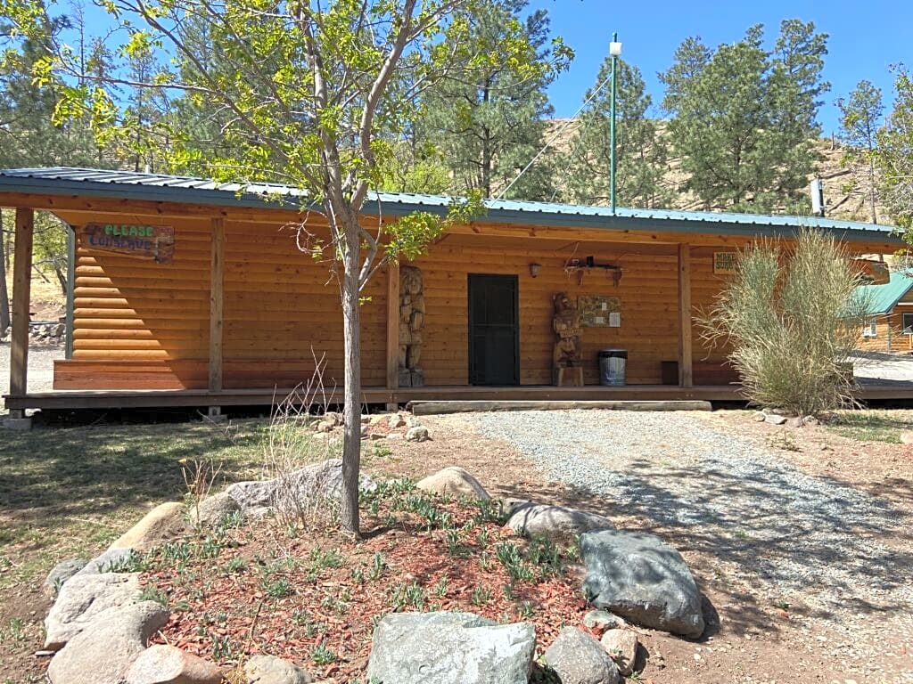 Bonito Hollow RV Park & Campground